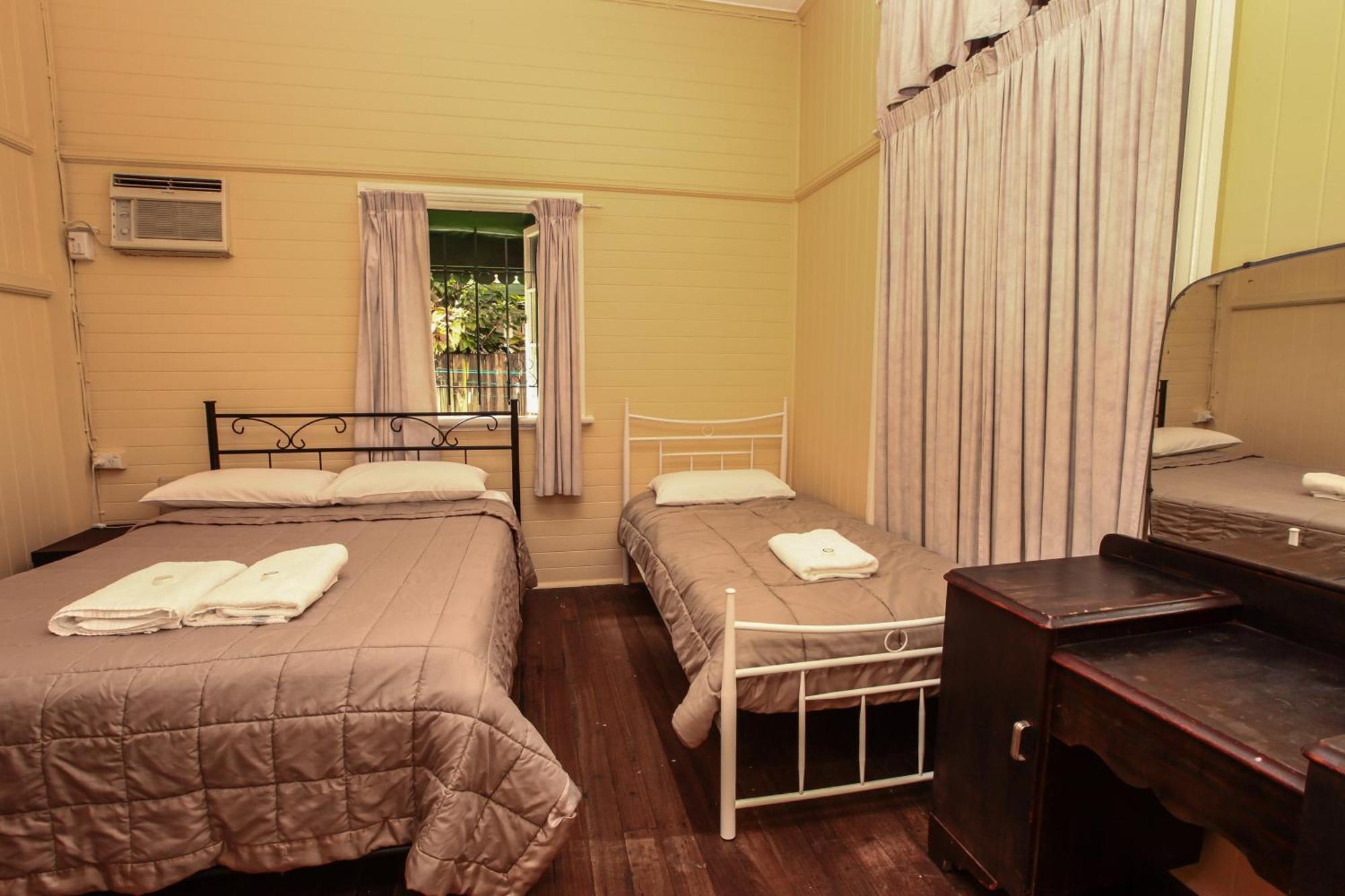 Ryan'S Rest Boutique Accommodation Кэрнс Номер фото